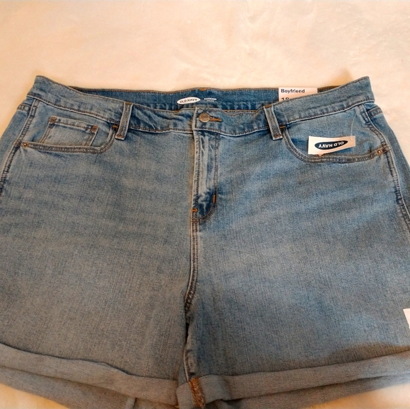 Old Navy Pants - Old Navy Boyfriend Shorts